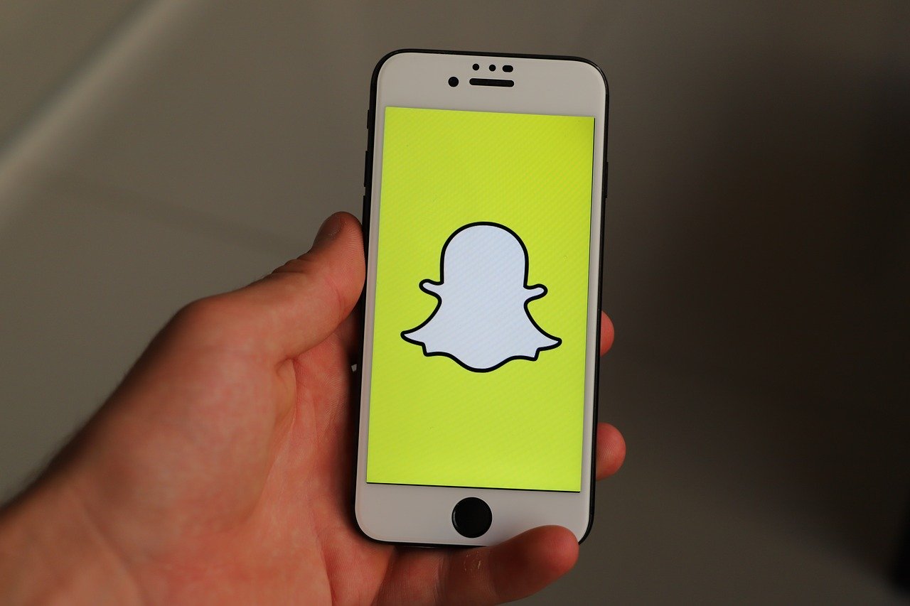 Top Challenges of Snapchat for Companies [Using Snapchat as a Business]