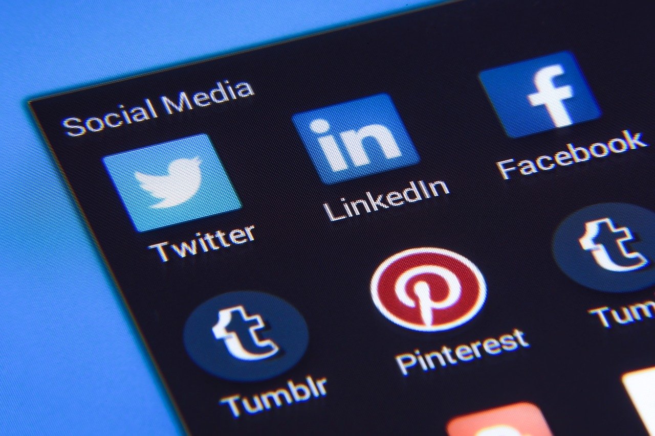 Hur Många Använder Sociala Medier?