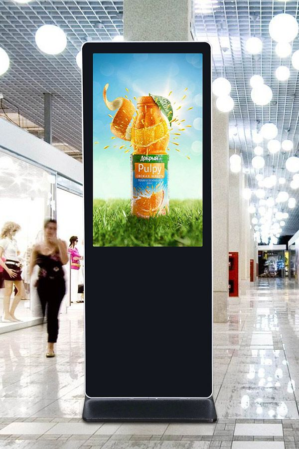 Reasons Why Businesses Must Use Digital Signage Over Print Media