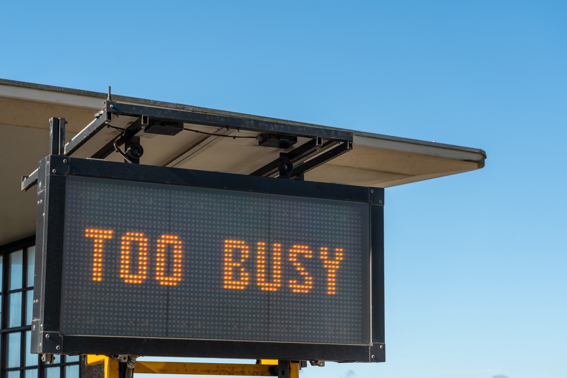 The Top Tips On How To Choose A Proper Electronic Sign For Your Business