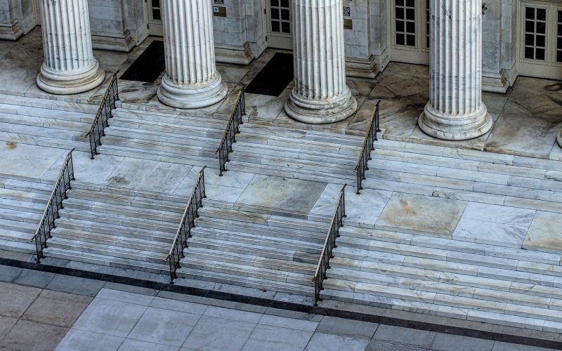 Protecting Your Business From Litigation: 6 Crucial Things to Know