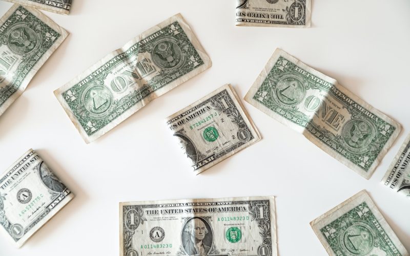How to Avoid Scams When Transferring Money Online: Key Considerations