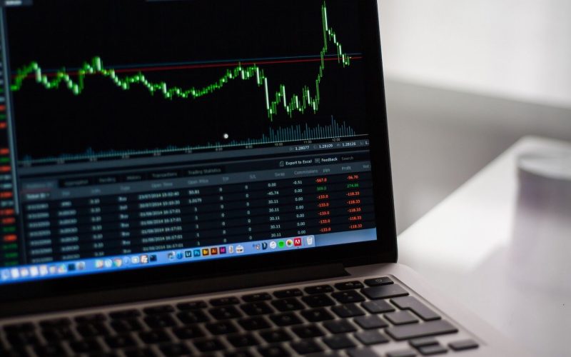 8 Smart Investment Tips: Your Guide to the Market